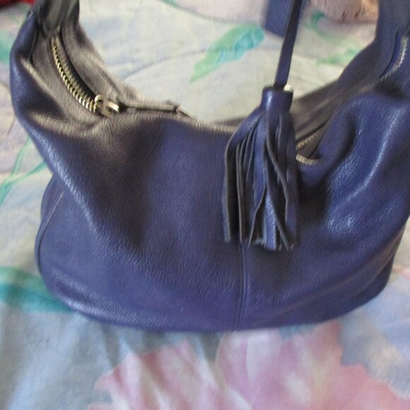 coach purple handbag in great shape  13 x 9" numbered - Picture 1 of 5